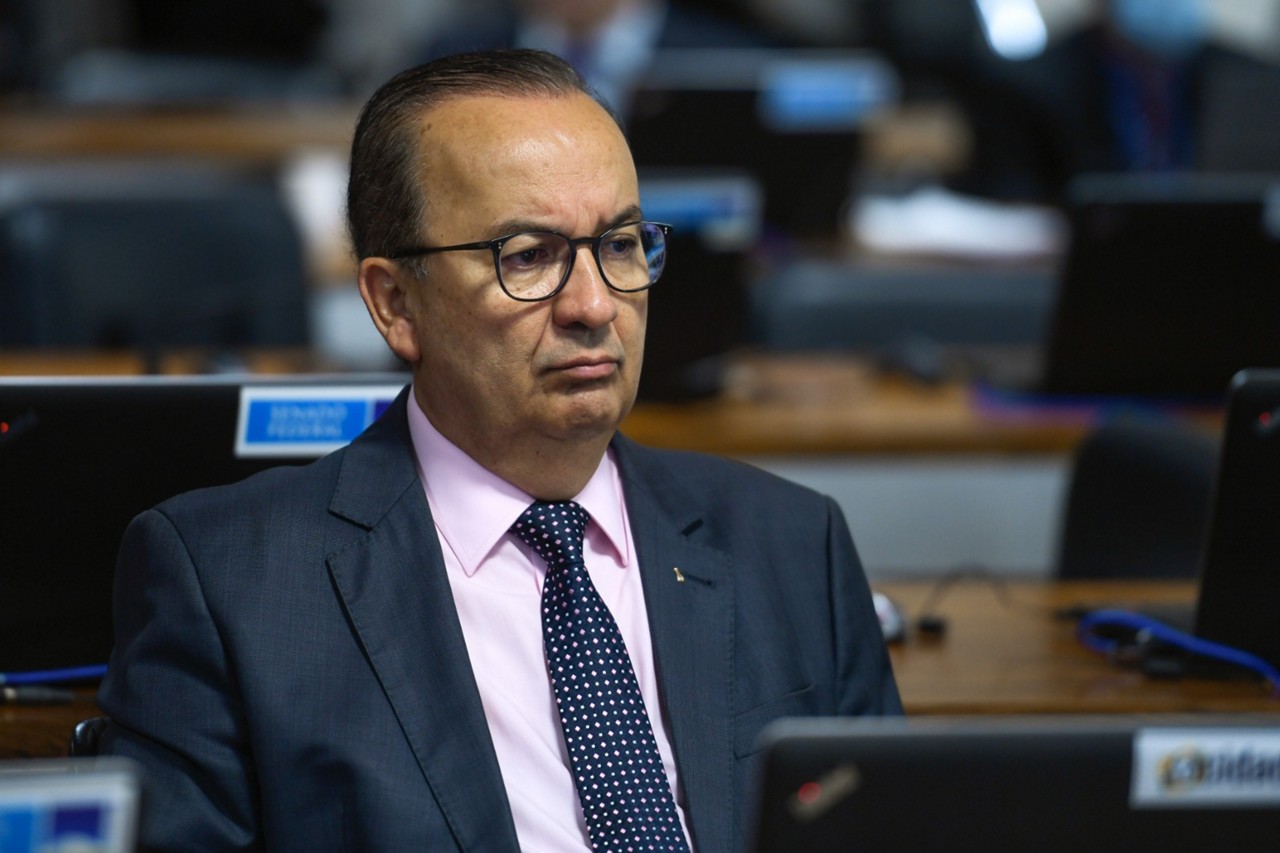 Jorginho Mello afirmou em evento que um dos atrativos de Pomerode é "a cor da pele das pessoas"