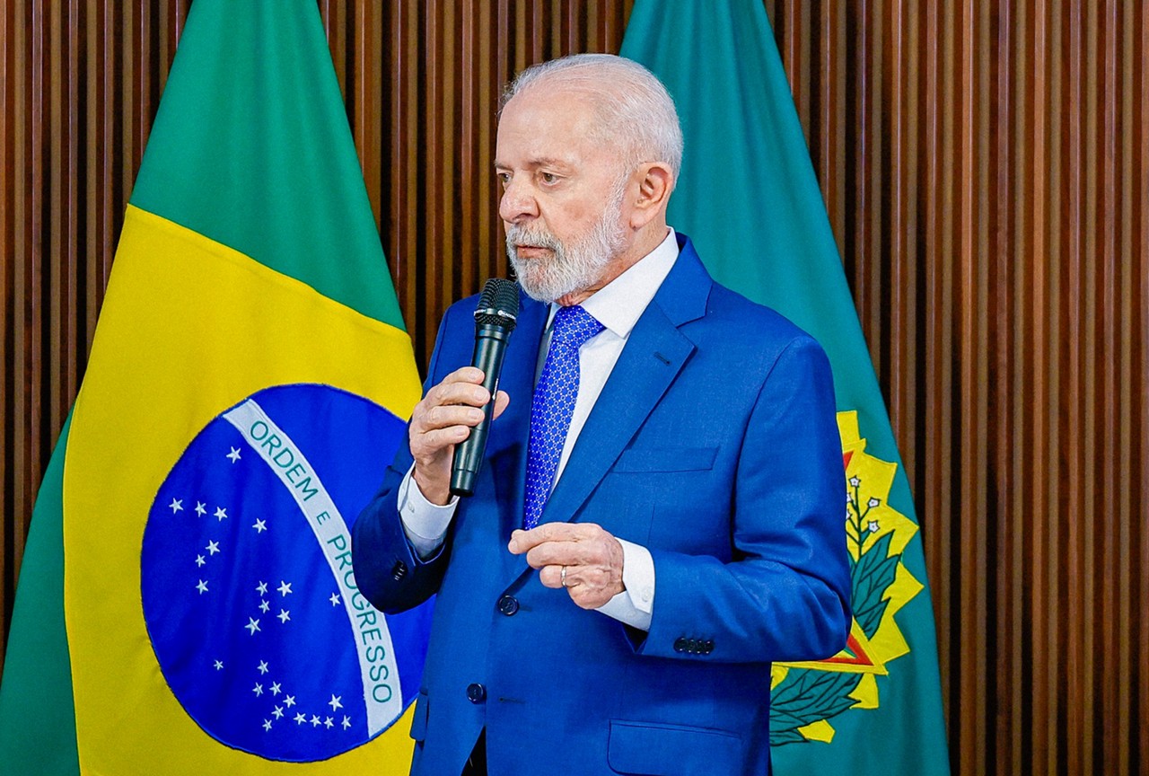 Lula irá debater com ministros a situação das deportações de brasileiros nos Estados Unidos