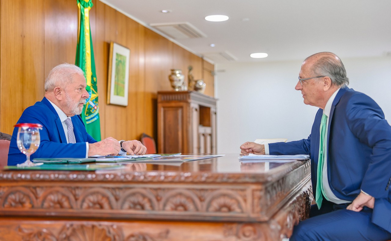 Lula e Alckmin em reunião no Palácio do Planalto: plano de golpe de Estado envolveria o assassinato de ambos