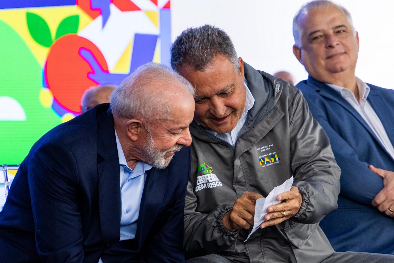 O ministro Rui Costa afirmou que é preciso punir não só apenas quem publica, mas quem "viabiliza a disseminação" de conteúdos, como, por exemplo, de adultização