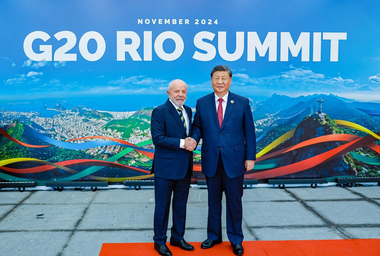 Lula e Xi Jinping na Cúpula de Líderes do G20, no Rio de Janeiro, na segunda-feira (18)