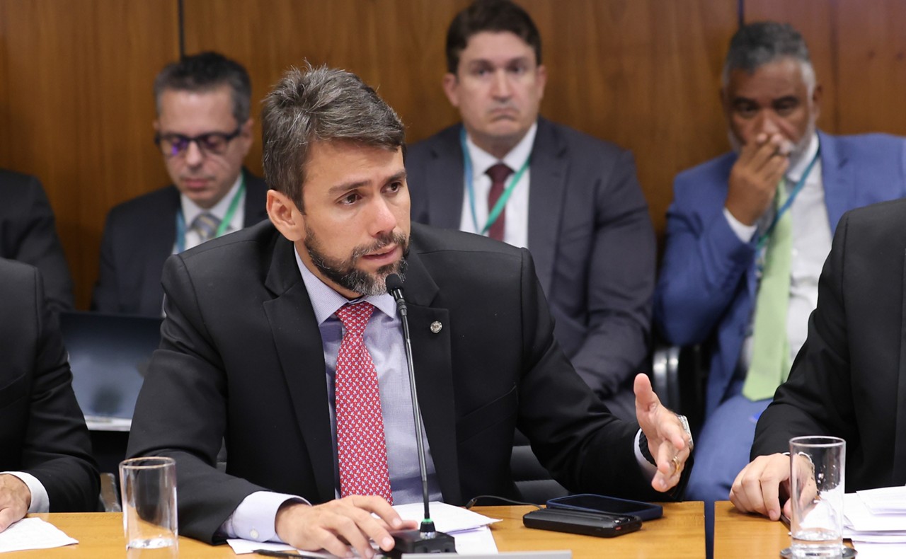 O deputado federal Pedro Lucas Fernandes é o líder do União Brasil na Câmara