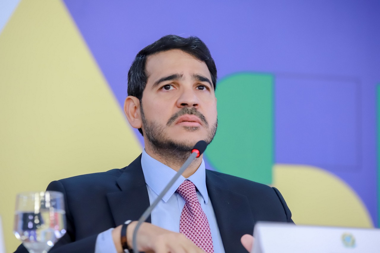 Ministro Jorge Messias mostrou receio com a possível instalação da CPMI do INSS no Congresso