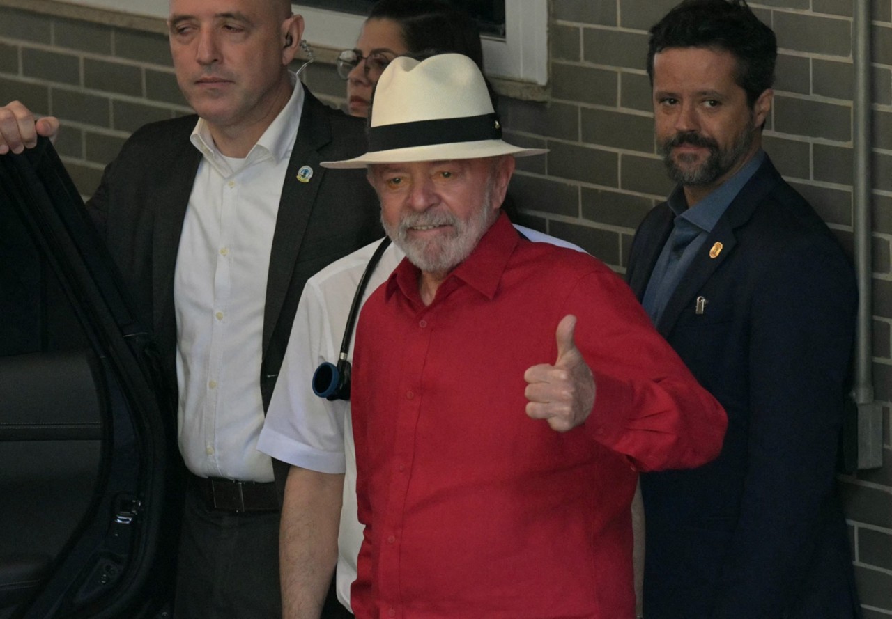 Lula já retornou a Brasília após se recuperar e ser liberado pela equipe médica