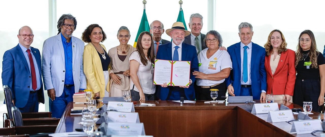 Presidente Lula assinou a sanção do projeto de lei que cria políticas de cultivo, produção e venda do pequi