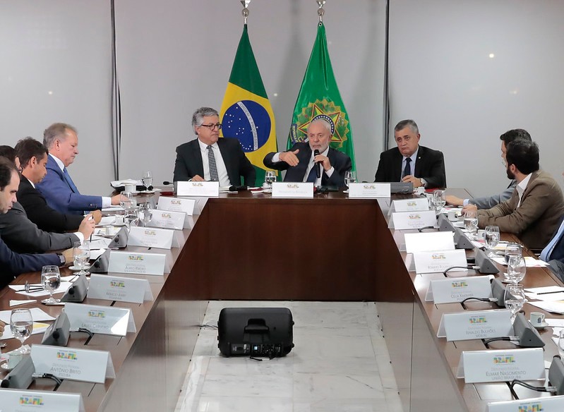 Presidente Lula tratou de assuntos sensíveis com líderes da Câmara, como o impasse em torno das emendas parlamentares
