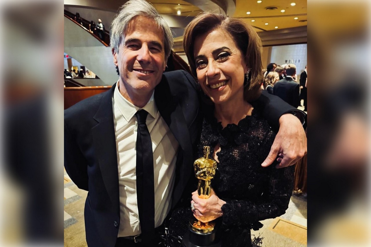 Walter Salles e Fernanda Torres depois da premiação no Oscar que deu primeira estatueta para o Brasil