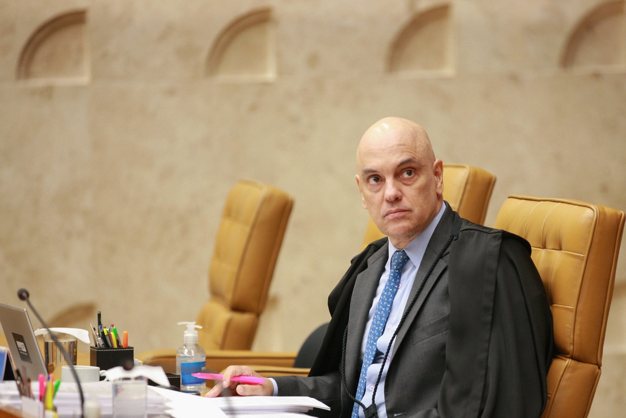 Ministro do STF Alexandre de Moraes (foto) conduz a fase final do inquérito sobre militares acusados de integrar plano golpista para manter Jair Bolsonaro (PL) no poder