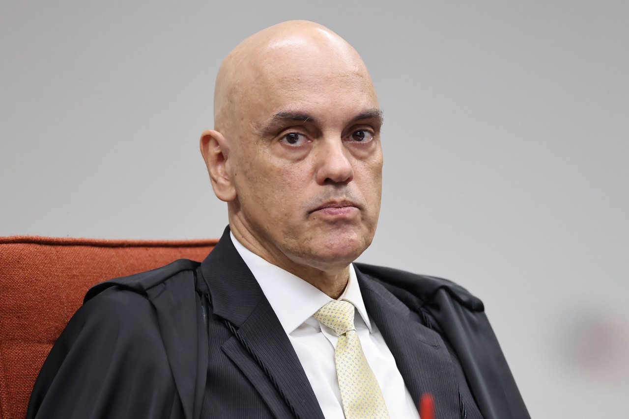 O ministro Alexandre de Moraes (foto) reafirmou que a deputada Carla Zambelli tentou apenas reverter a condenação sem apresentar falhas reais no julgamento
