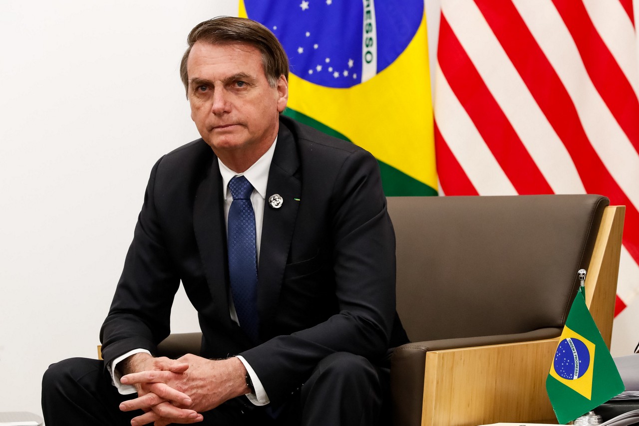 O ex-presidente Jair Bolsonaro tem declarado que a posse de Trump é um "importante evento histórico" e tenta mais uma vez o ao seu aporte para sair do país