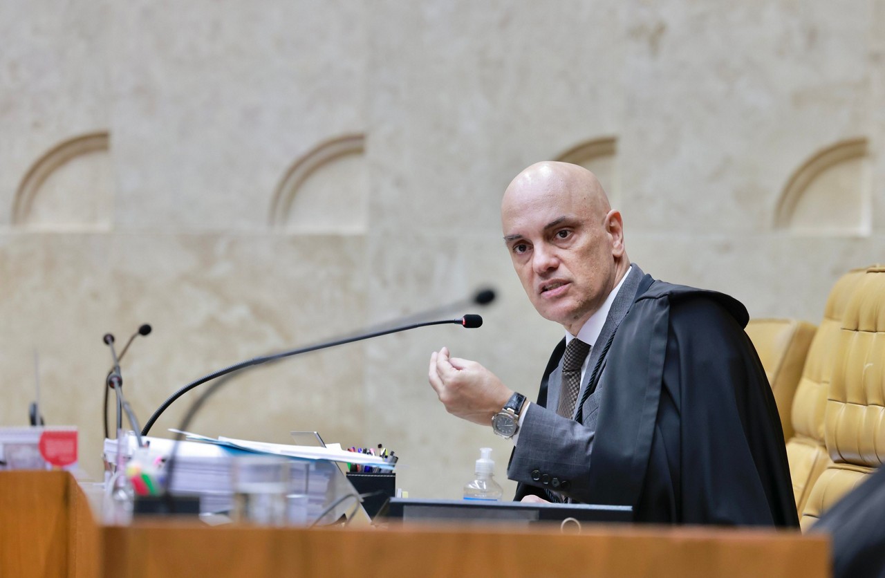 O ministro Alexandre de Moraes (foto) defende maior controle das plataformas e alerta para o uso político e econômico dos algoritmos na disseminação de desinformação e discursos de ódio