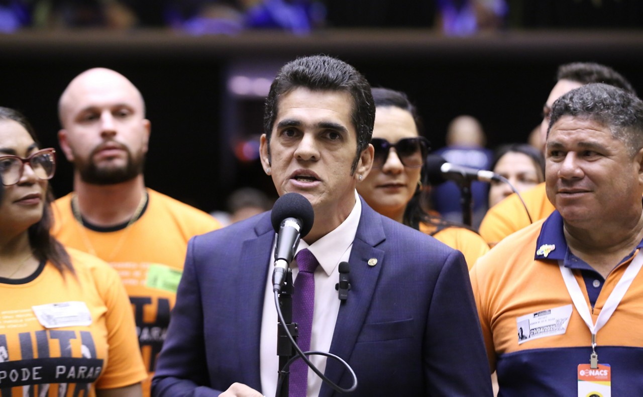 O deputado federal Antônio Doido (MDB-PA) foi citado em mensagens interceptadas pela PF no dia em que um policial militar foi preso com R$ 380 mil na porta de um banco.