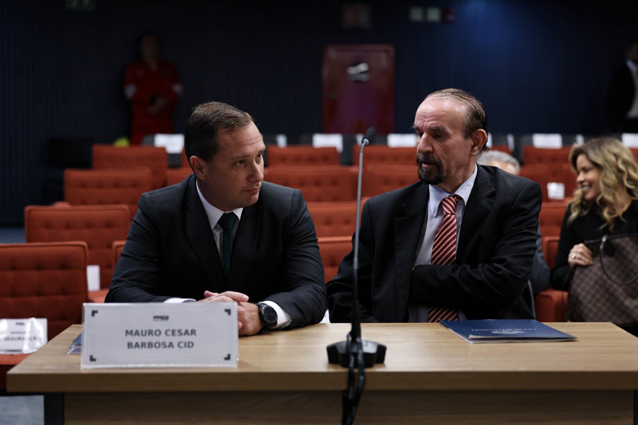 O tenente-coronel Mauro Cid indicou ao Supremo Tribunal Federal (STF), durante interrogatório nesta segunda-feira (9), quais eram algumas das fontes de financiamento dos acampamentos nos quarteis