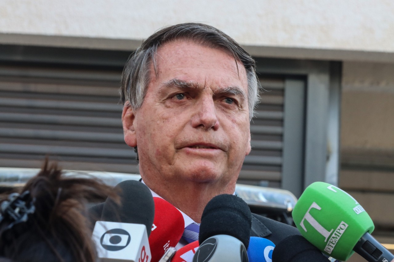 Advogados de Jair Bolsonaro (PL) recorreram da decisão do ministro Alexandre de Moraes, que negou a liberação do aporte do ex-presidente