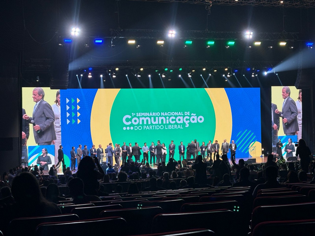 Abertura do 1º Seminário de Comunicação do PL, evento voltado a preparar a base da direita com estratégias para as eleições de 2026.