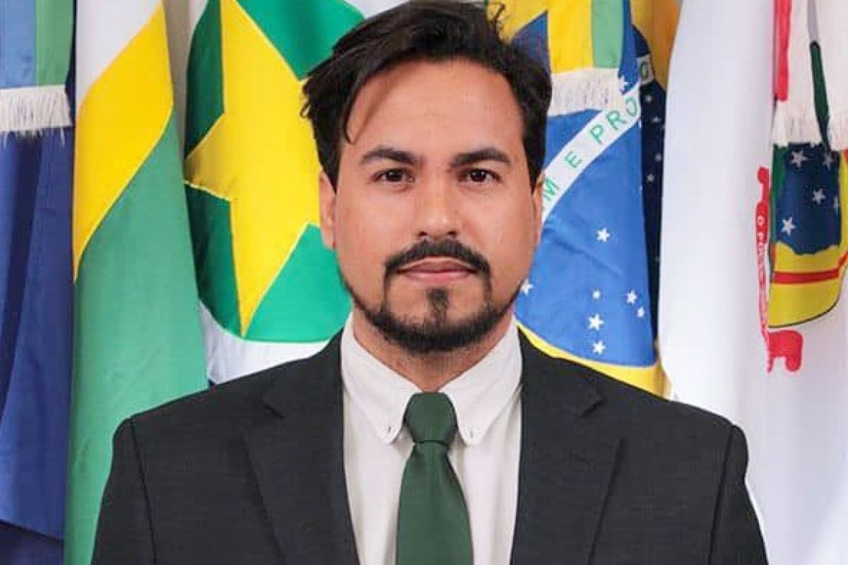 Thiago Bitencourt Lanhes Barbosa, o Dr. Thiago (PL), vereador em Canarana (MT), foi preso sob suspeita de abusar de acrianças e adolescentes para filmagens pornográficas