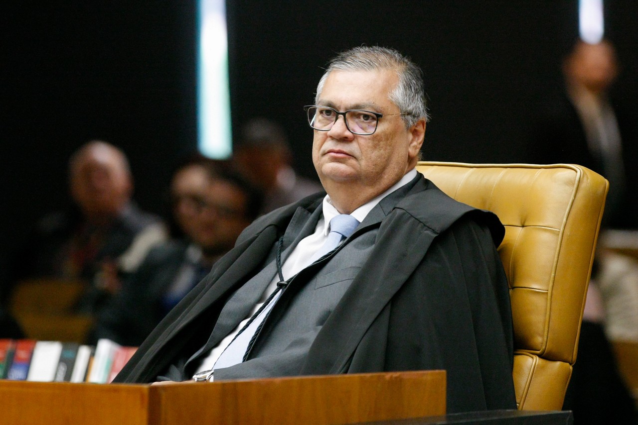 Dino reforçou que a representação popular como a de um deputado não pode ser esvaziada por ausências prolongadas
