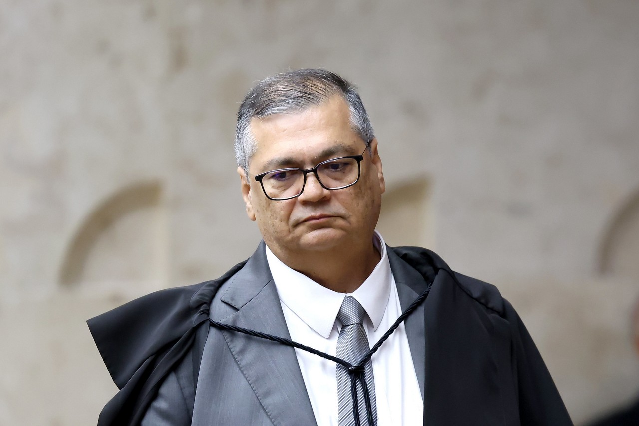 Ao homologar o plano de transparência das emendas elaborado pelo Executivo e pelo Legislativo, o ministro Flávio Dino (foto) cancelou a audiência de conciliação prevista com representantes dos Poderes nesta quinta-feira (26)