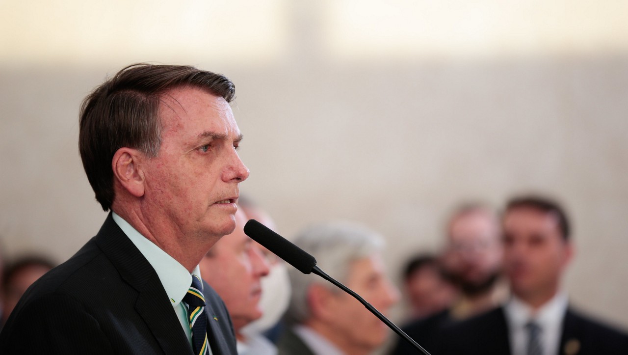 Somadas, as penas previstas para os cinco crimes aos quais Jair Bolsonaro (foto) e aliados são acusados podem ultraar a 43 anos de prisão, considerando-se os agravantes apontados pela PGR