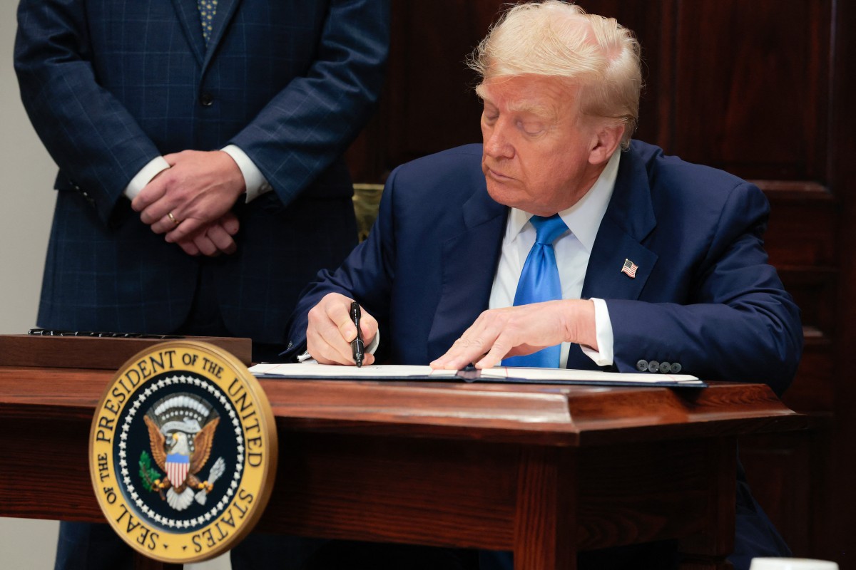 A declaração de Trump foi feita na véspera do prazo para o estabelecimento da nova onda de tarifas