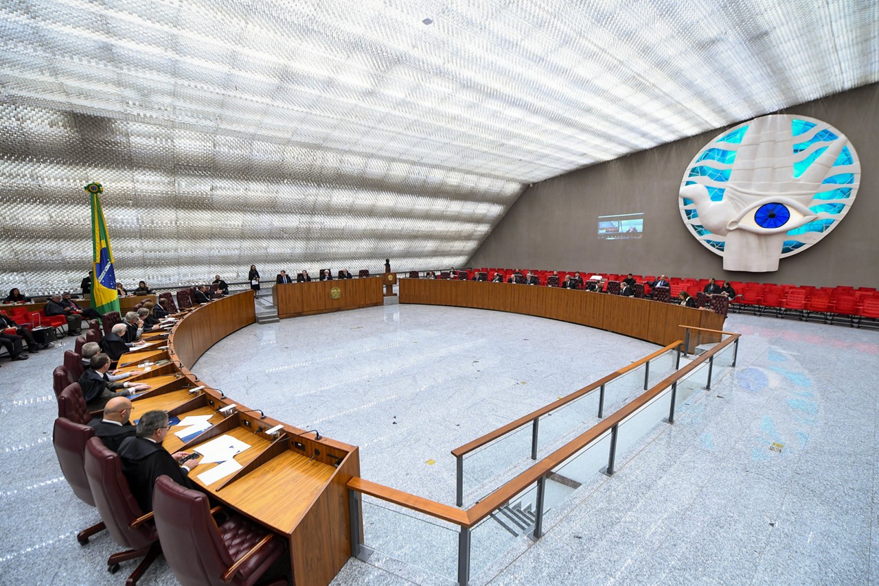 Sessão do Pleno do STJ:  Até o momento, nenhum ministro é investigado; suspeitas recaem sobre servidores de seus gabinetes 