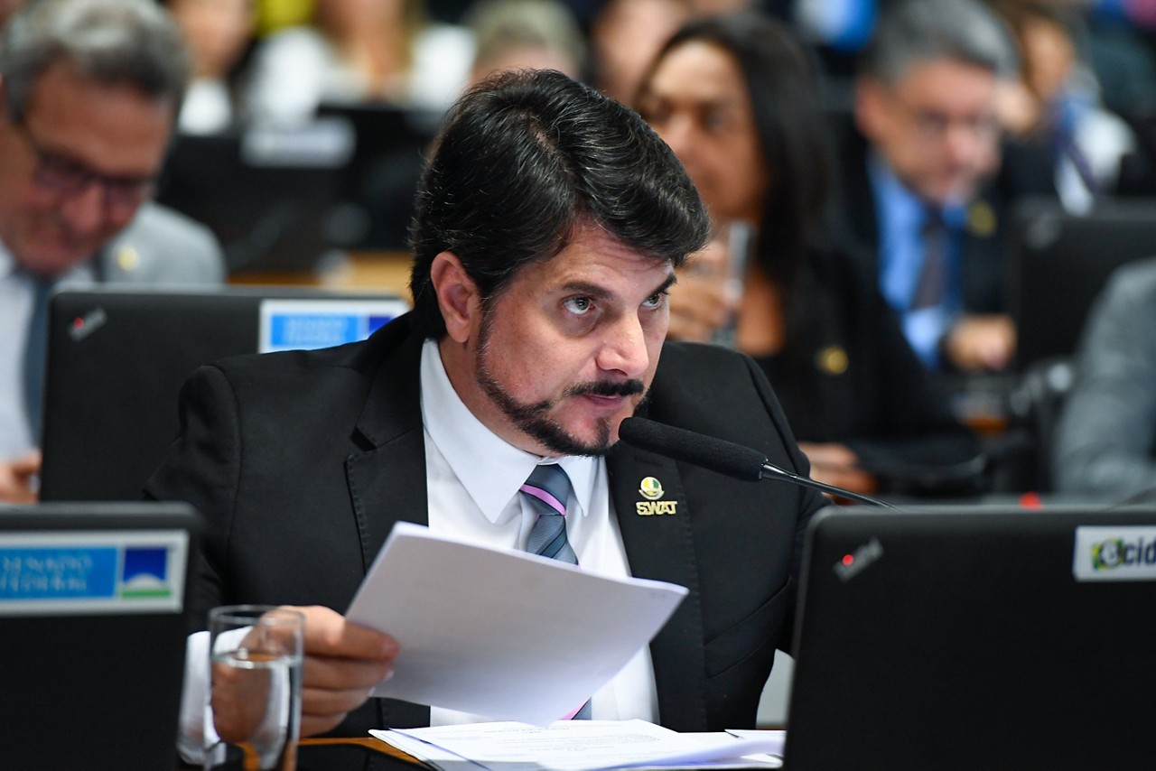 Marcos do Val (Podemos-ES): No mês passado, o senador publicou ataques nas redes sociais direcionados ao delegado da PF Fábio Shor, responsável por inquéritos que apuram responsabilidades do ex-presidente Jair Bolsonaro