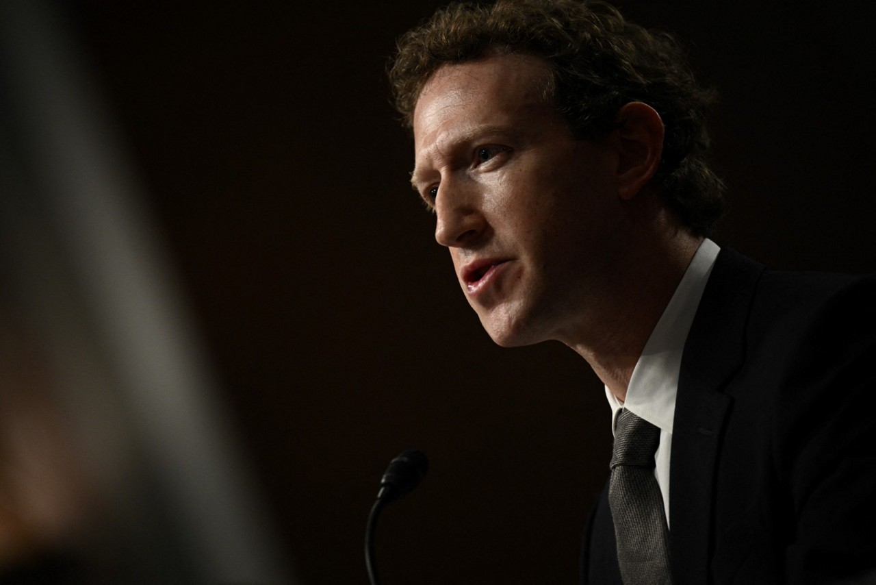 Mark Zuckerberg, CEO da Meta, testemunha durante audiência do Comitê Judiciário do Senado dos EUA  sobre a "Crise da Exploração Sexual Infantil Online"