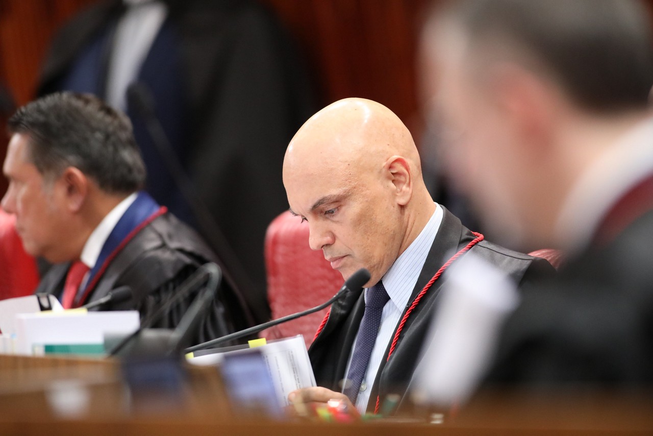  O ministro Alexandre de Moraes negou irregularidades e disse que os procedimentos estão “devidamente documentados nos inquéritos e investigações em curso no STF, com integral participação da Procuradoria-Geral da República”