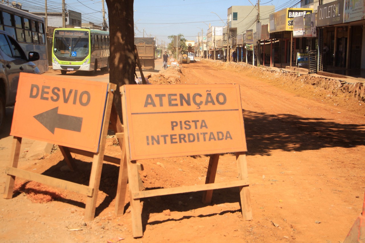 Obra realizada por empresa contratada pelo Governo do Distrito Federal