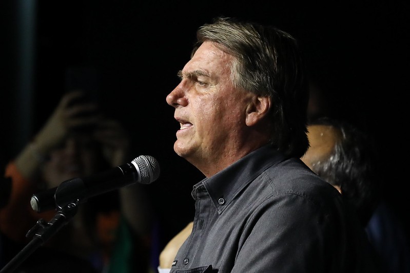 Na imagem, o ex-presidente Jair Bolsonaro, que participou de evento em Farroupilha, no Rio Grande do Sul, nesta quinta-feira (25)