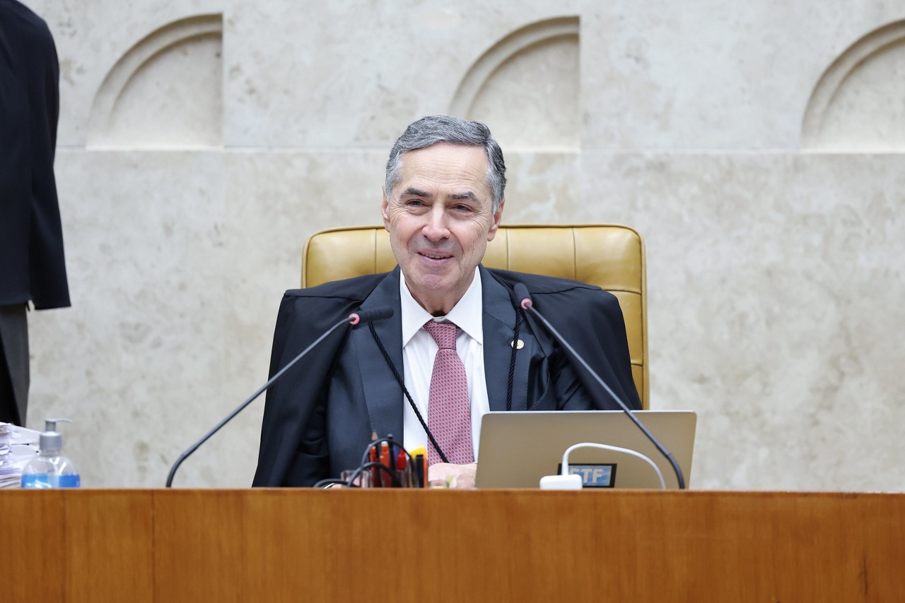 Nesta quarta-feira (18), o presidente do STF, ministro Luís Roberto Barroso, afirmou que as big techs não devem ser sempre responsabilizadas por conteúdos de usuários