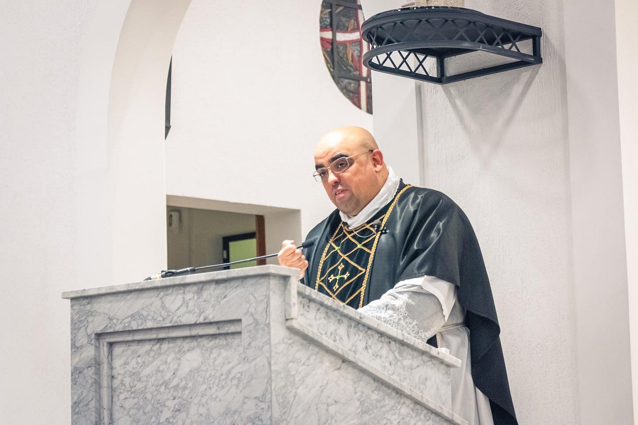Saiba quem é o padre indiciado pela PF e que deu 'apoio espiritual' a Bolsonaro