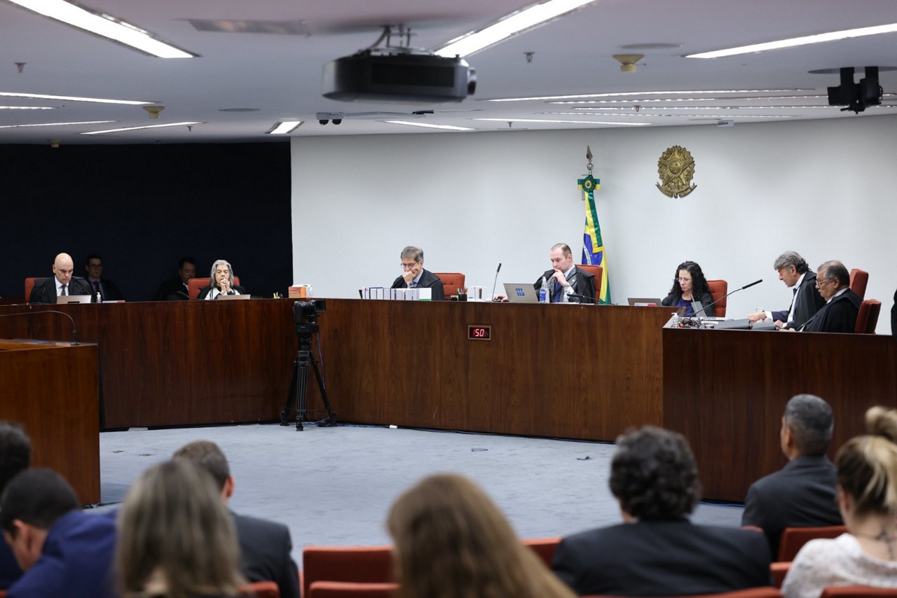 A condução do julgamento da suposta trama golpista aconteceu na Primeira Turma do STF