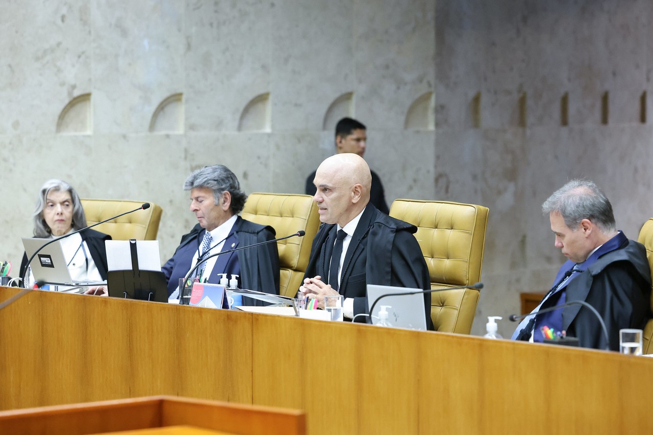 Alexandre de Moraes falou, em sessão no Plenário do STF, sobre sanções de Trump contra ele o Brasil