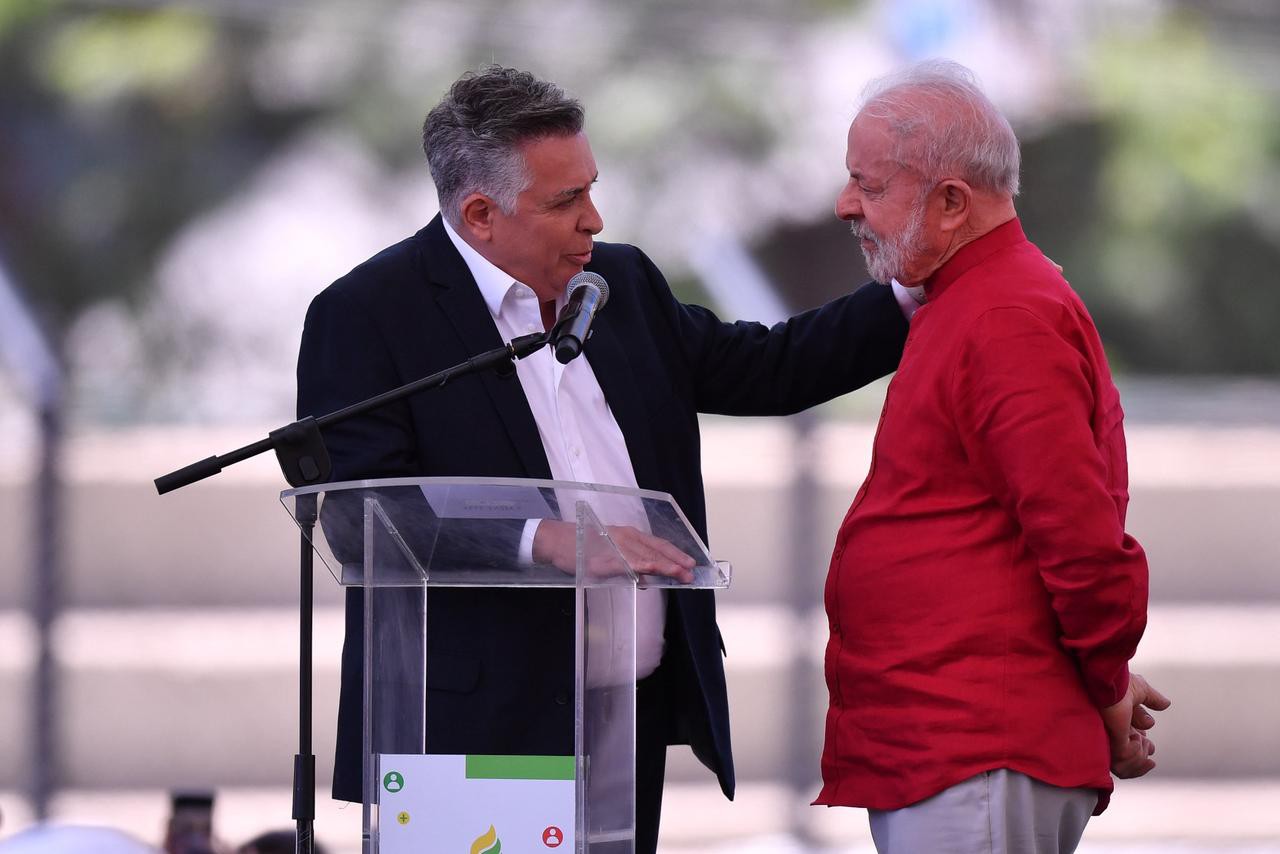 Presidente Lula ficou ao lado de Álvaro Damião durante discurso do prefeito de BH