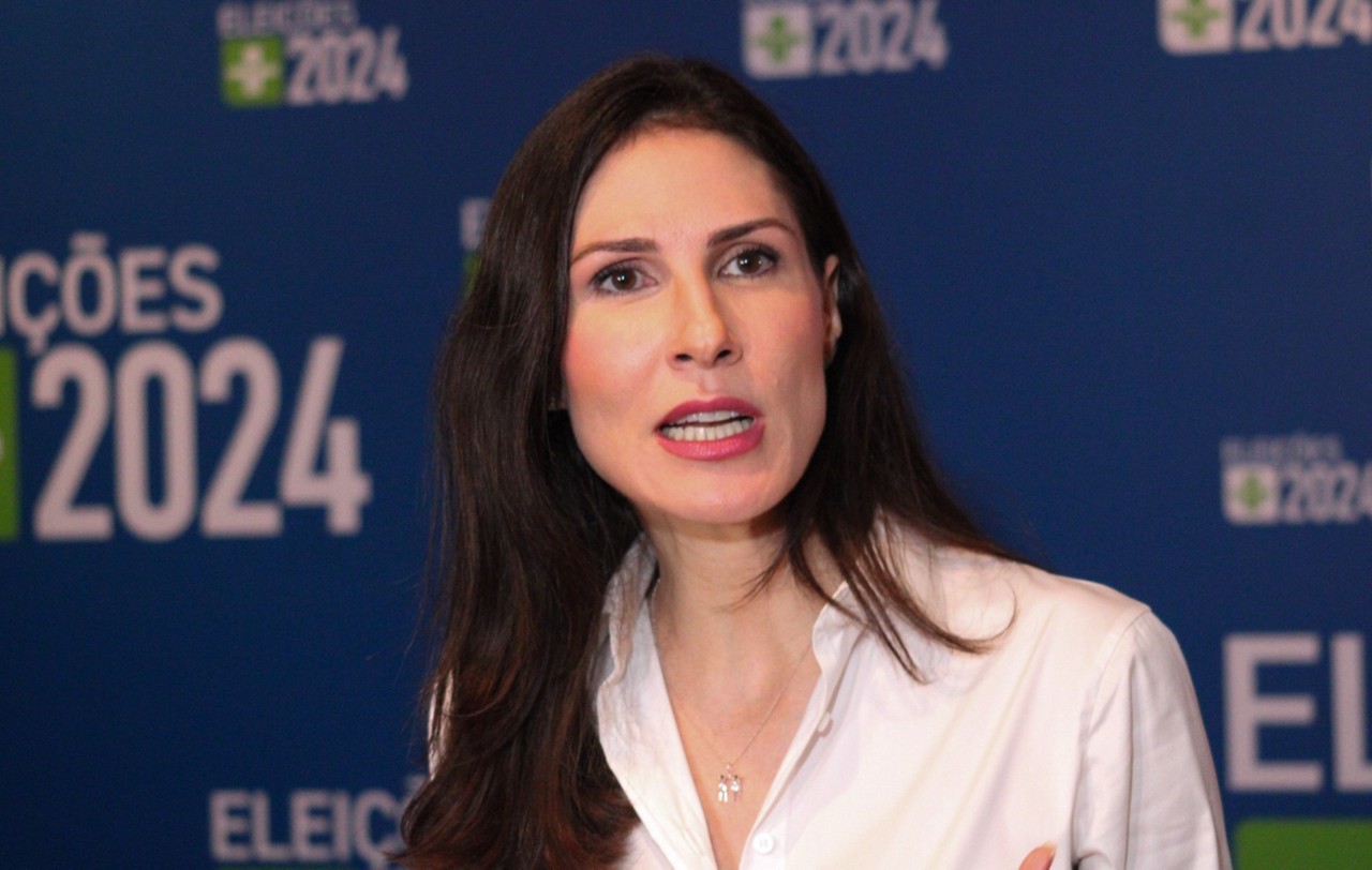 No debate da RedeTV, Marina Helena partiu para o ataque contra Tabata Amaral e Datena, pedindo que ele retire a candidatura após cadeirada em Marçal