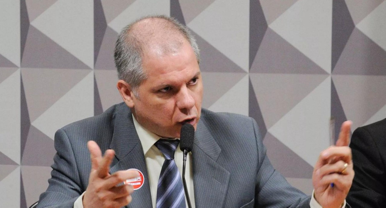 Alessandro Stefanutto: Carlos Lupi, ministro da Previdência, indicou o presidente do INSS, investigado pela PF