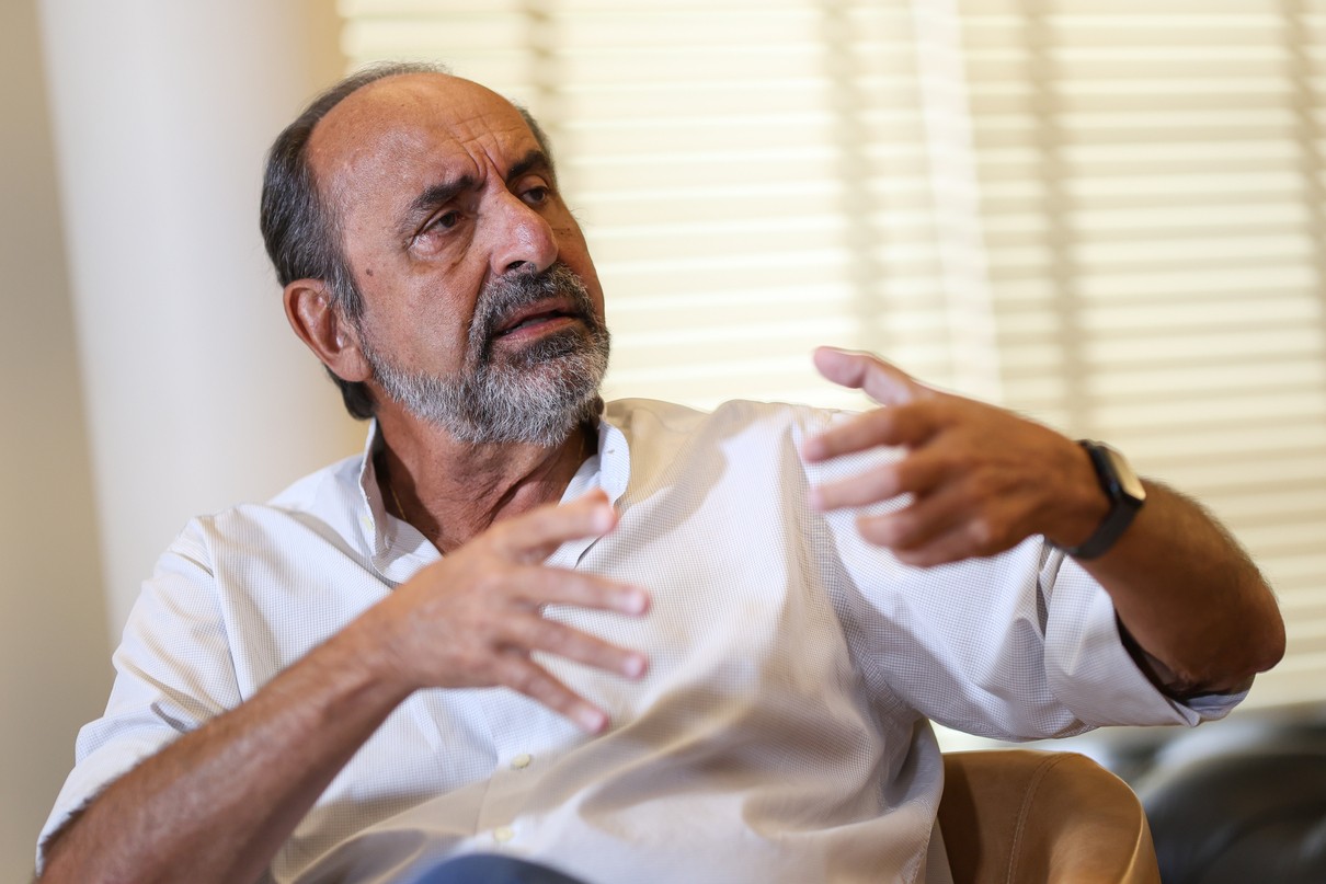 Kalil diz que é perseguido em ações judiciais e crê que reverterá