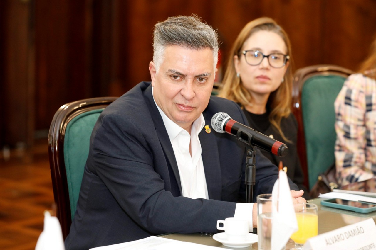 Prefeito Álvaro Damião deixou de fazer nomeações a 'conta-gotas' nos últimos dias