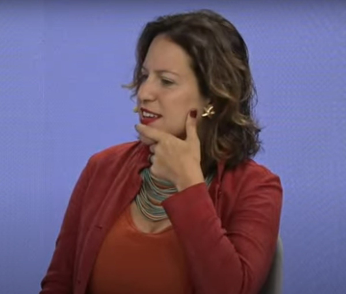 Deputada diz que Cohab virou cabide de empregos e que não pode ser sustentada com Fundo de Habitação