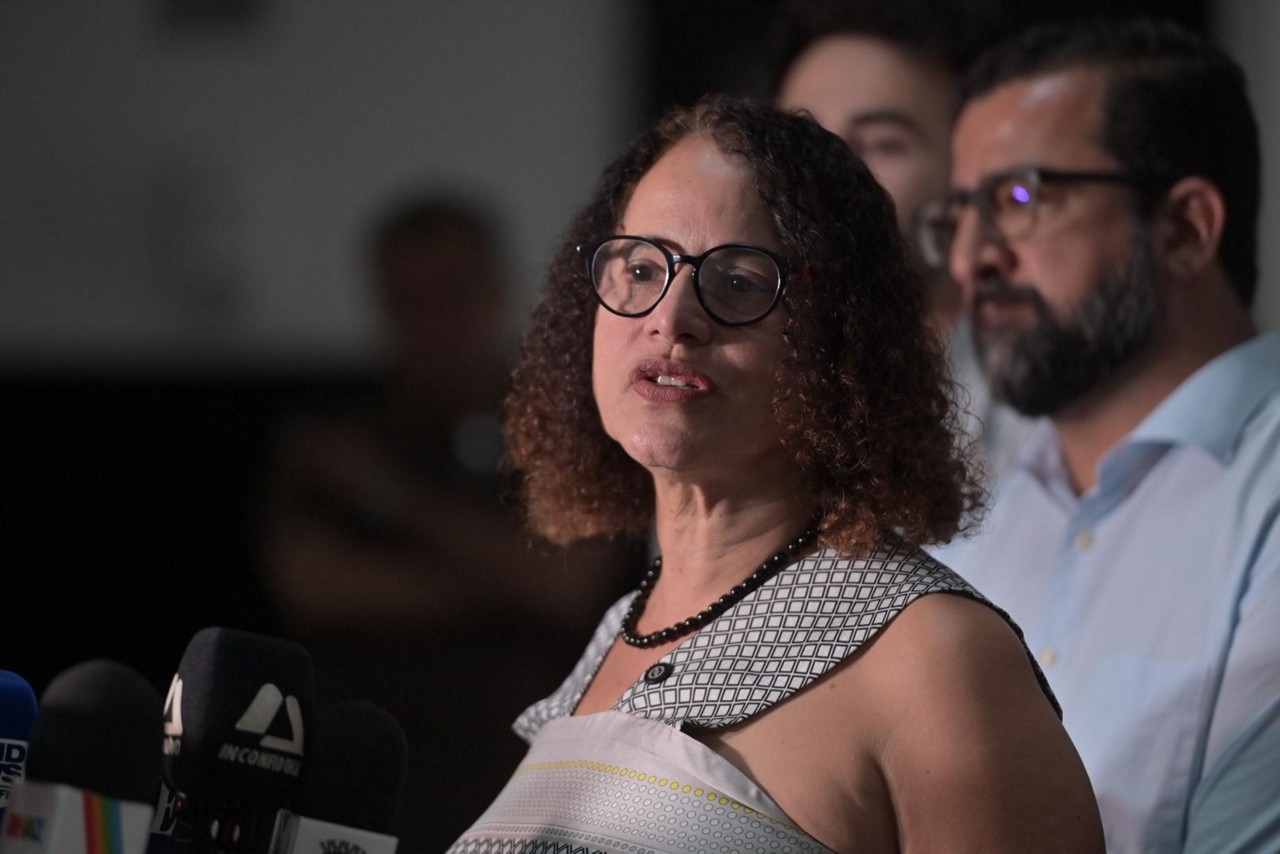 Ministra da Ciência, Tecnologia e Inovação, Luciana Santos (PCdoB), reuniu-se com o prefeito de Belo Horizonte, Álvaro Damião (União Brasil), na sede da prefeitura
