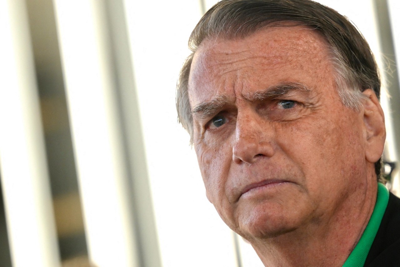 STF determinou uso de tornozeleira eletrônica para Jair Bolsonaro