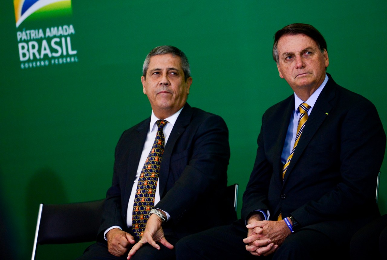 Braga Netto ao lado de Jair Bolsonaro, de quem foi ministro da Defesa e da Casa Civil