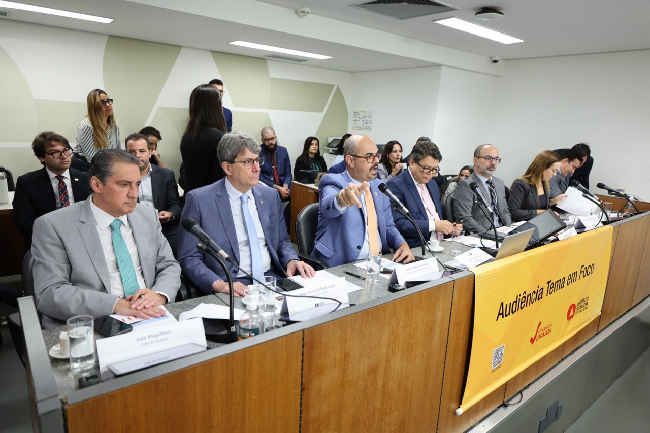 Vice-governador Mateus Simões (Novo) apresentou detalhes dos projetos do Propag em audiência na ALMG 