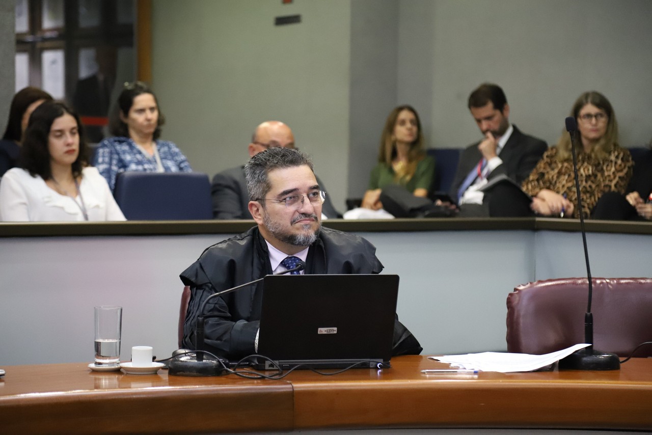 O conselheiro Cláudio Terrão deixará o Tribunal de Contas do Estado de Minas Gerais no próximo dia 31