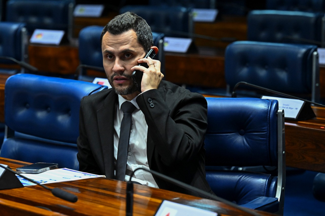 Cleitinho ainda pediu união de políticos da direita à esquerda para amparar vítimas da tragédia