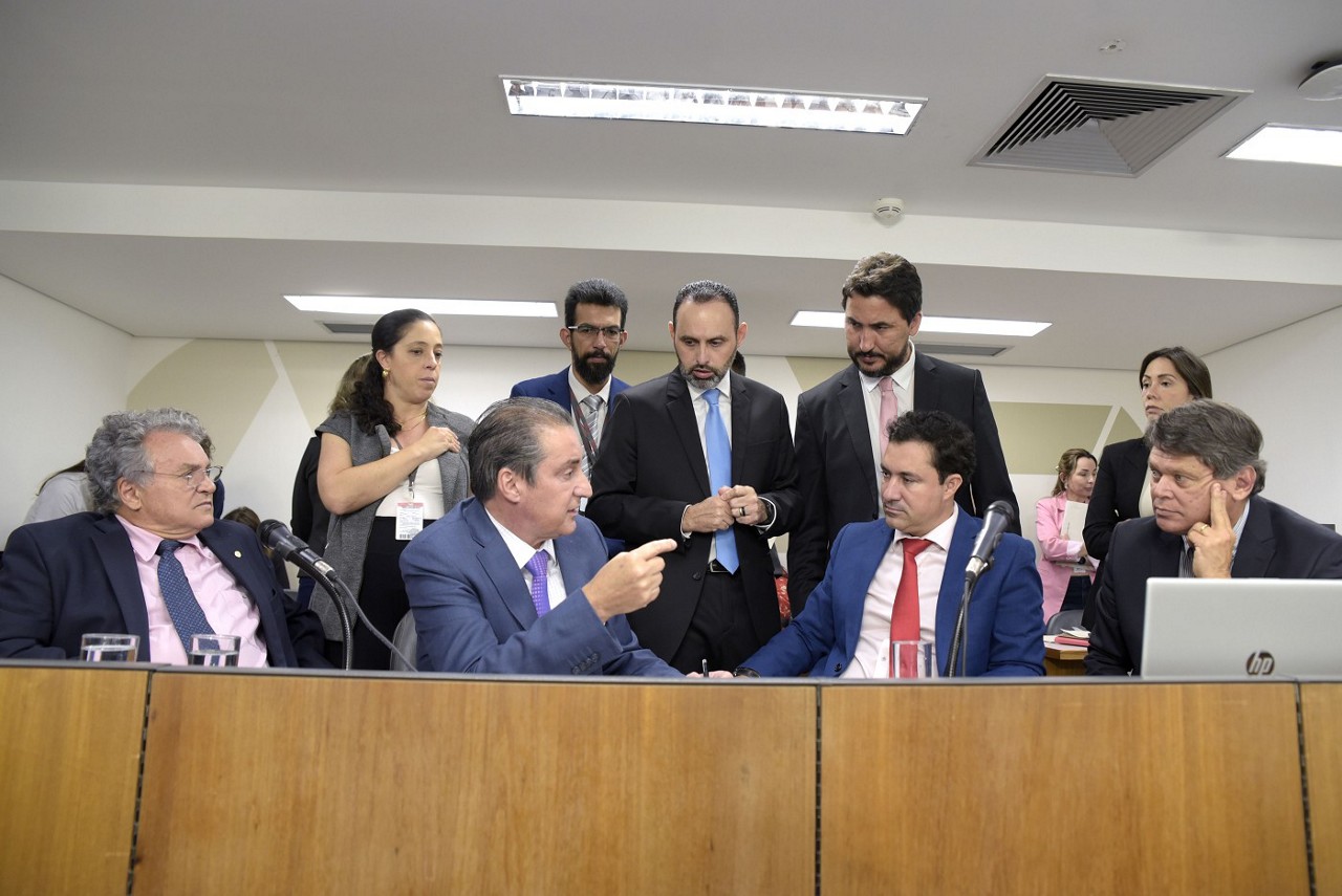 A extensão do prazo para pagamento do IPVA foi rejeitada pela Comissão de Fiscalização Financeira e Orçamentária em reunião nesta quarta-feira (11 de dezembro)