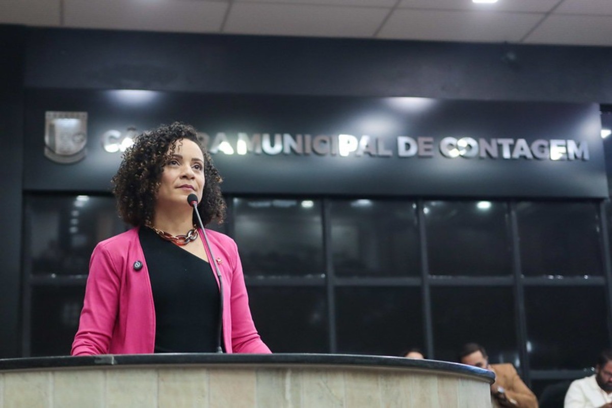 Adriana fez o anúncio em reunião na Câmara nesta terça (24)