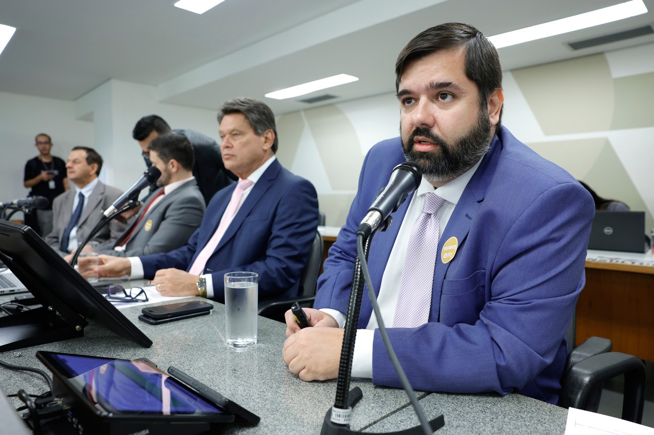 Subsecretário do Tesouro Estadual, Fábio Rodrigo Amaral de Assunção apresentou dados da dívida de Minas na ALMG