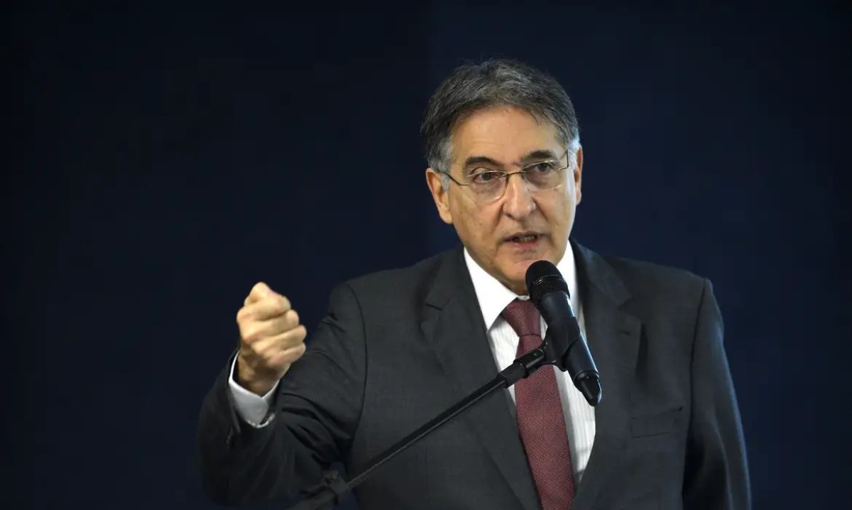 Atual presidente da Emgea, o ex-governador Fernando Pimentel (PT) negou que queira se candidatar a um cargo eletivo novamente